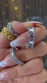Load and play video in Gallery viewer, „Iced out narrow“ Ring

