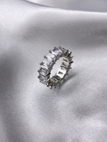 Load image into Gallery viewer, „Iced out“ Ring
