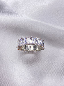 „Iced out“ Ring